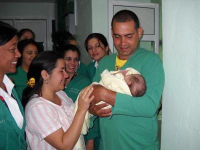 BARTOLITO: HISTORIA EN LA NEONATOLOGÍA AVILEÑA